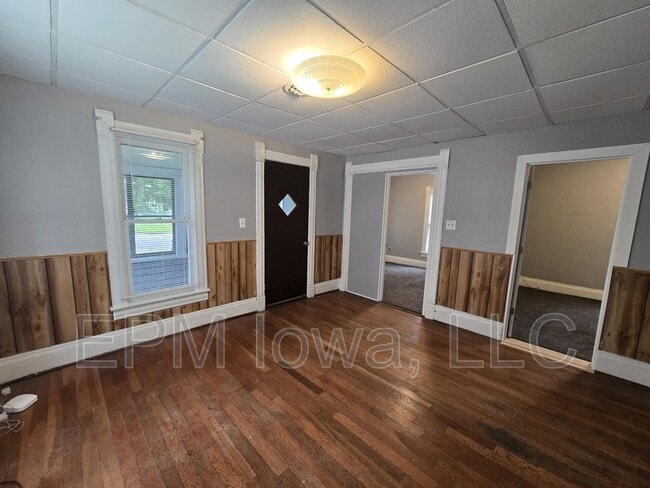 Photo - 232 Center St