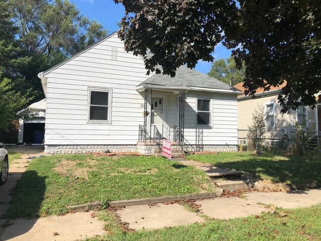Building Photo - 121 Butler Ave