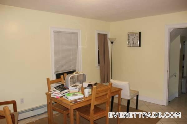 Building Photo - 161 Union St