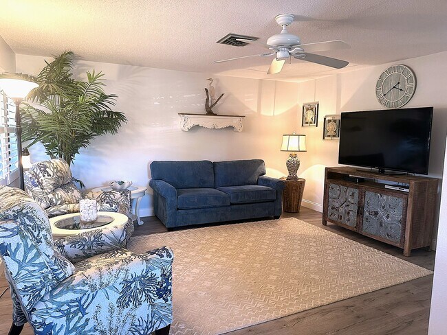 12 Quails Run Blvd Unit 12