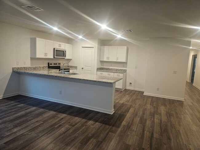 Photo - 1724 Diablo Dr