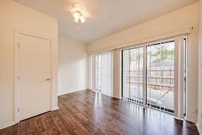 Photo - 3102 Cedar St Unit 3102 Cedar A