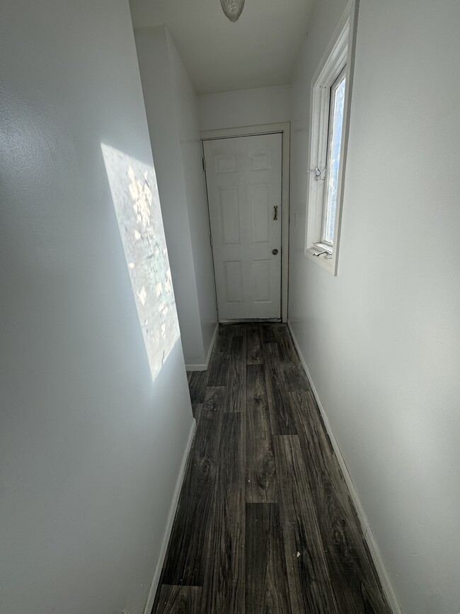 Photo - 647 W 48th Pl Unit #2