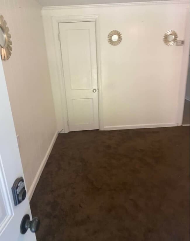 Building Photo - 105 Smith Ave Unit B Rental