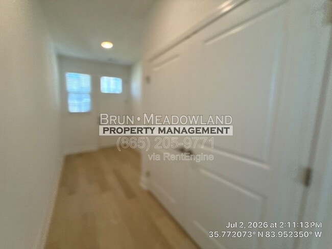 Photo - 1725 Bennett Vlg Dr