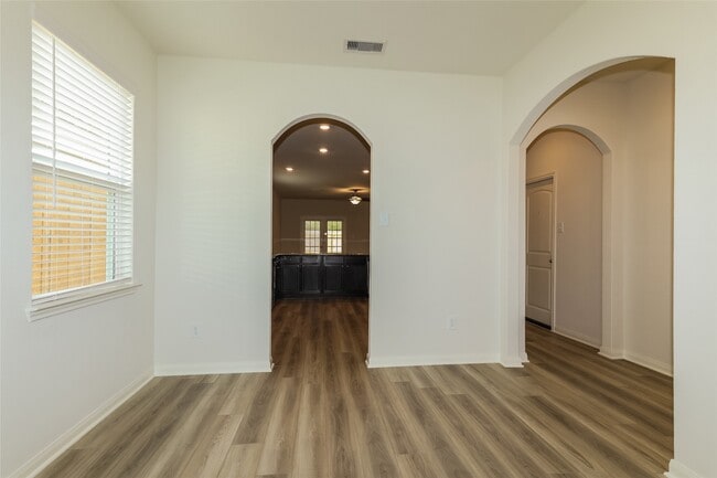 Photo - 26865 Steinbeck Dr