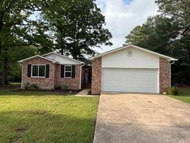 Building Photo - Great Home in Country Setting