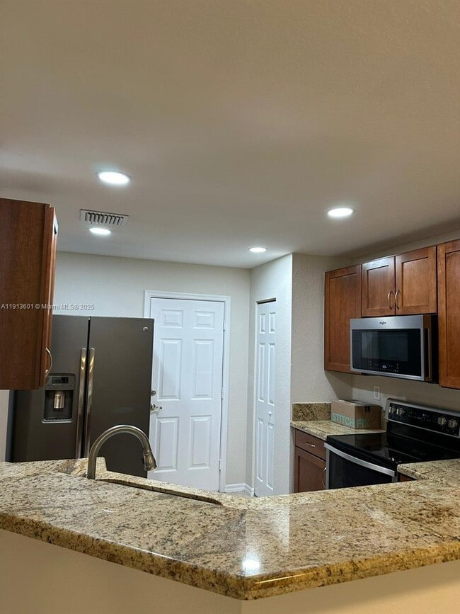 Photo - 9113 Chambers St