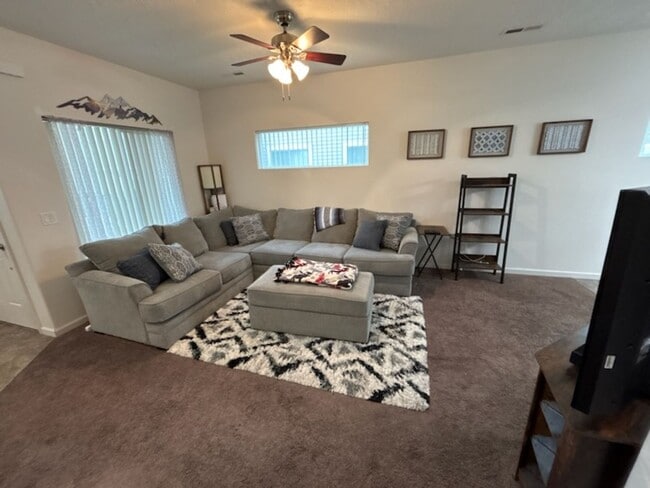 Photo - Charming 3-Bedroom Home in Prime Pullman L...