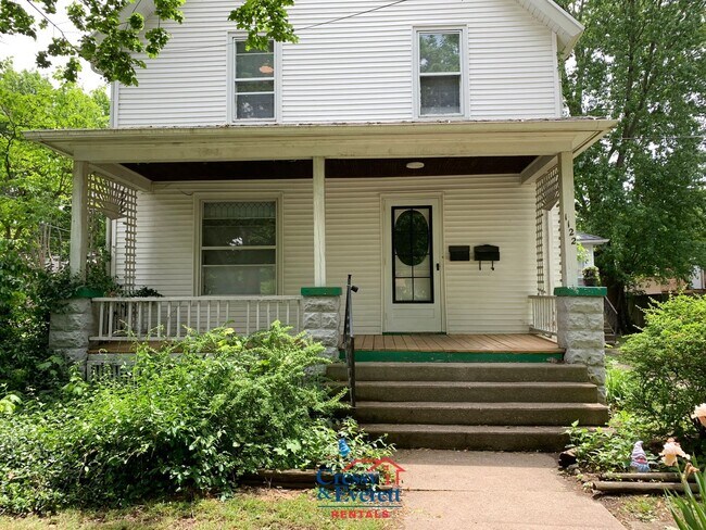 Photo - 1122 Regent St Unidad Upper