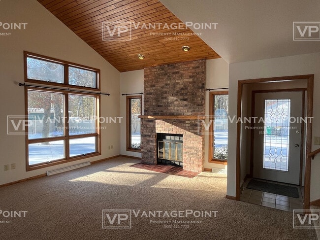 Photo - N1814 Shore Dr