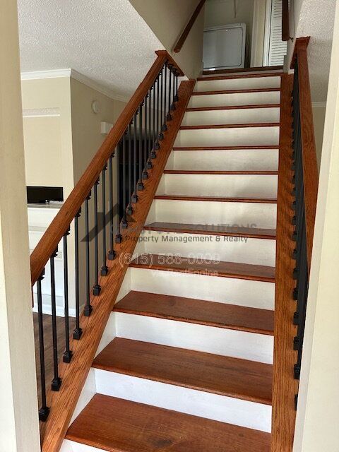 Photo - 404 Granville Rd