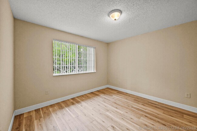 Photo - 1109 Crestwood Ct S Unit 1109