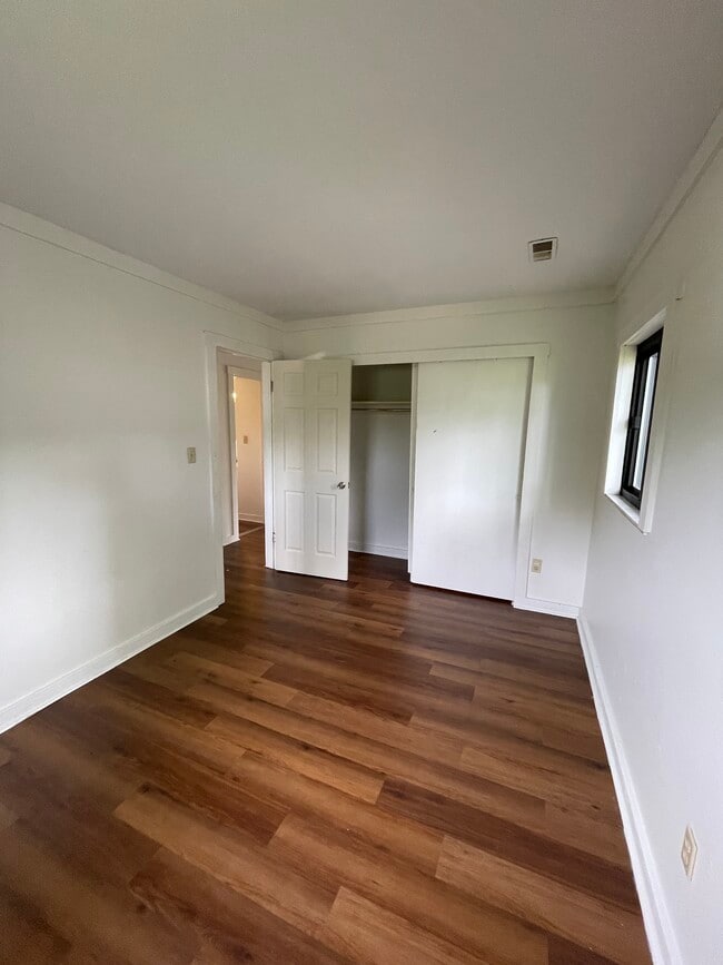 Building Photo - 1500 E 25th Ave Rental