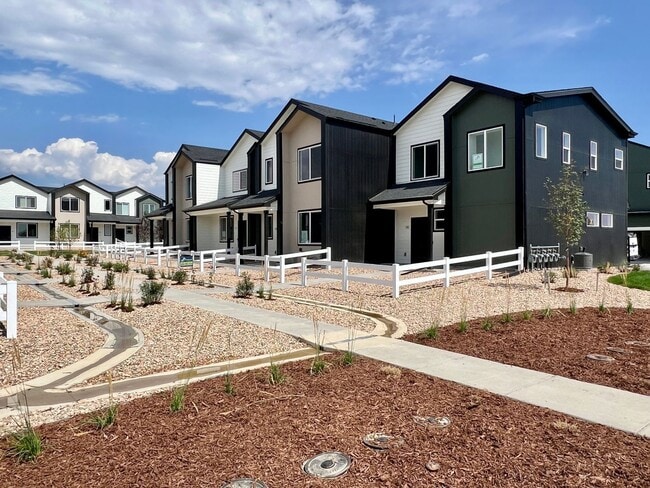 Photo - 3917 Rainier St