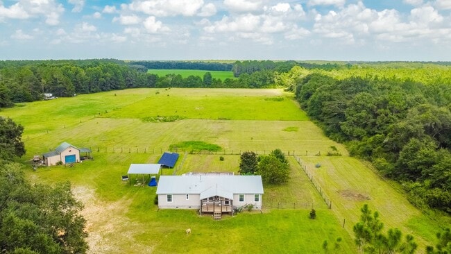 Photo - 390 Bob Brooks Rd