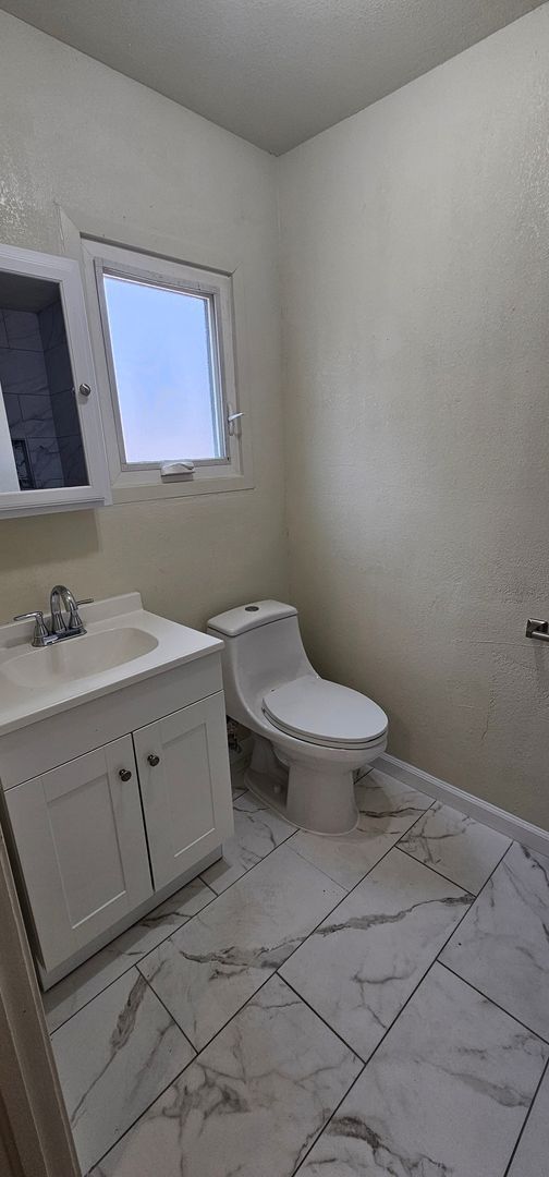 Photo - 1 Bedroom 1 Bath Sparks Apartment For Rent,