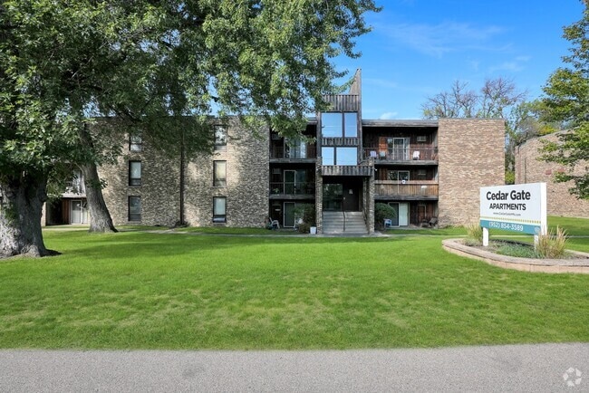 Building Photo - Cedar Gate Rental