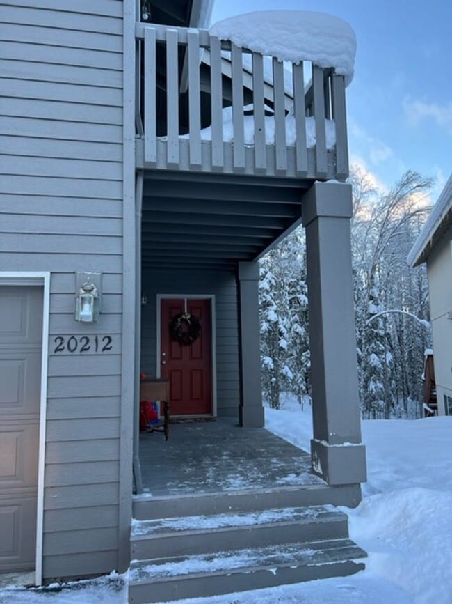 Photo - 4 Bedroom Eagle River Home!