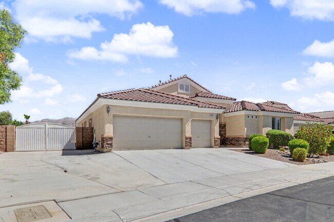 Photo - Immaculate 5-Bed, 3-Bath Entertainer’s Home on Over a Quarter Acre in Gated Riverwalk Ranch Manor...