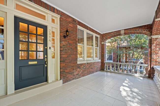 Photo - 2814 Bellevue Terrace NW