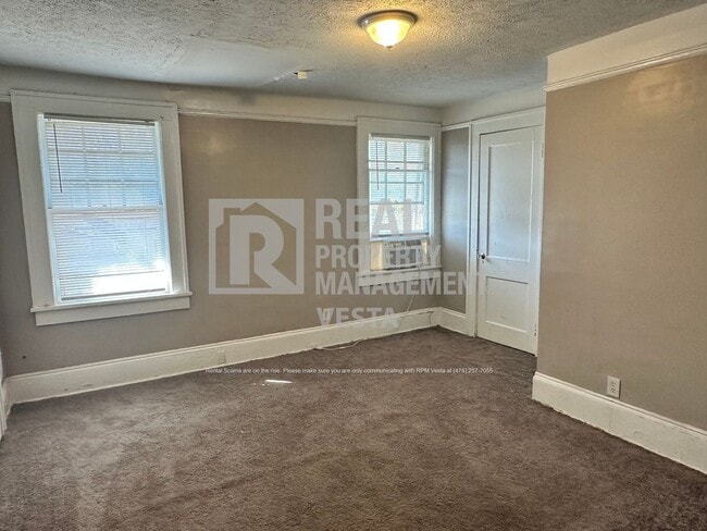 Photo - 2697 Napier Ave