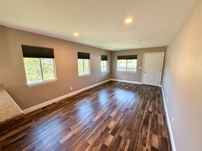 Photo - Updated 2 Bedroom 1 Bathroom in Grass Valley