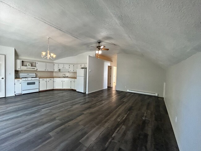 Photo - 576 3 Skalkaho Hwy Unit 576 Skalkaho Highway,  #2