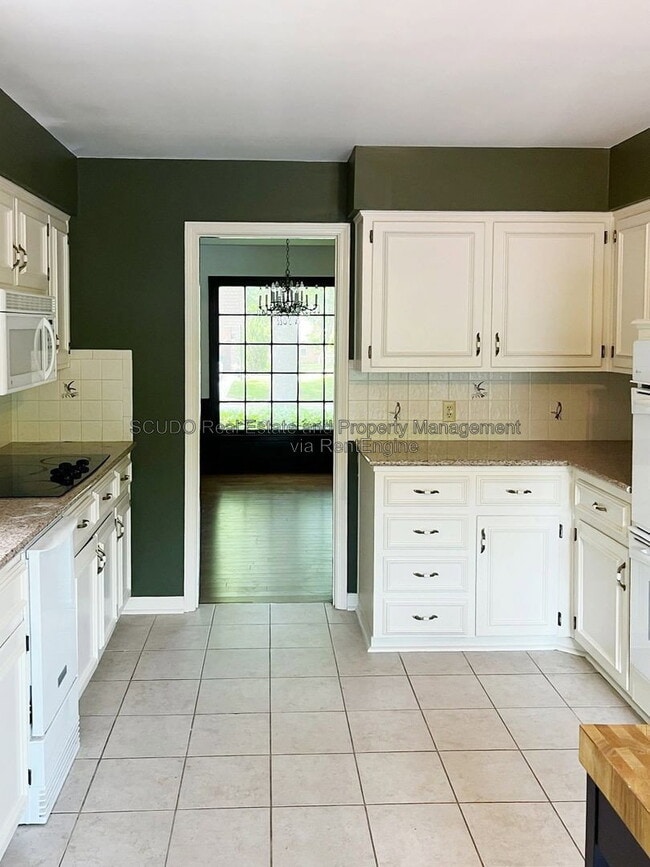 12306 Pawnee Ln
