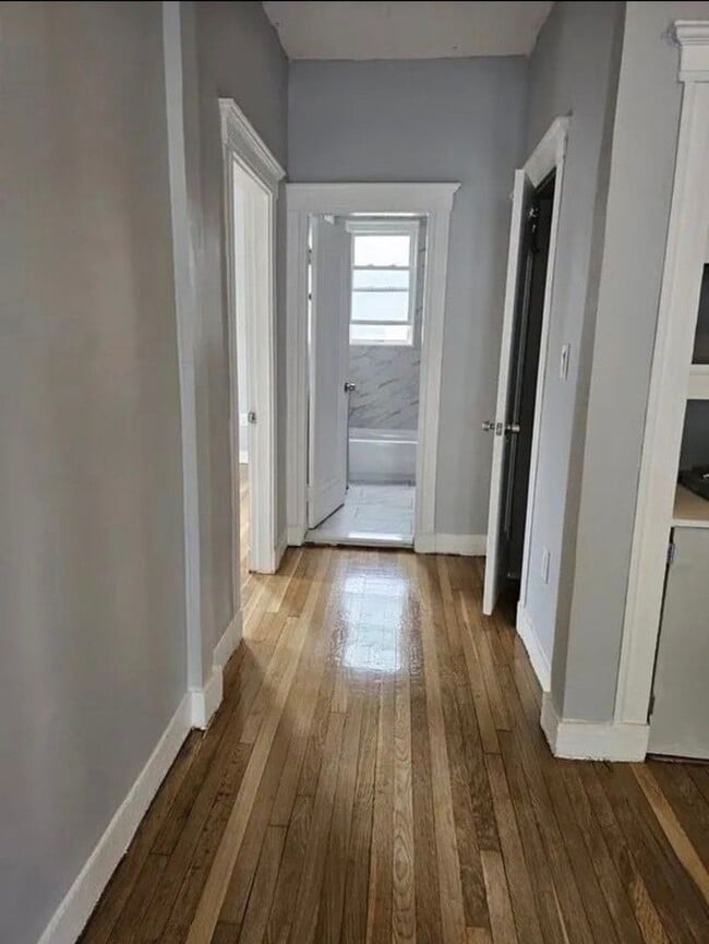 Photo - 31 Middleton St