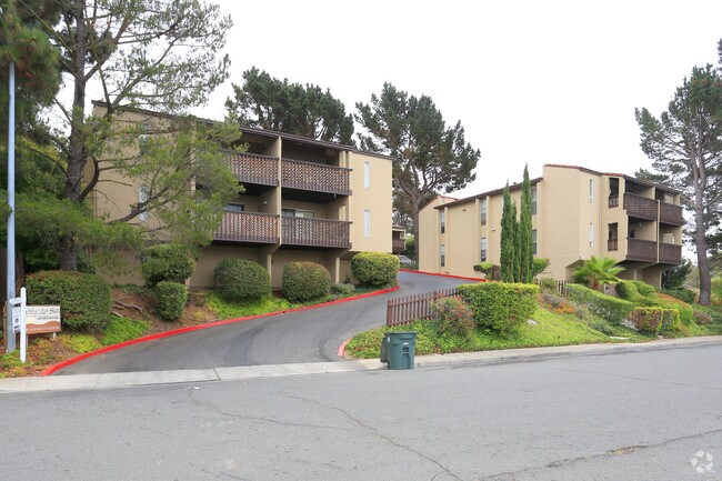 Photo - Villa Del Sol Apartments