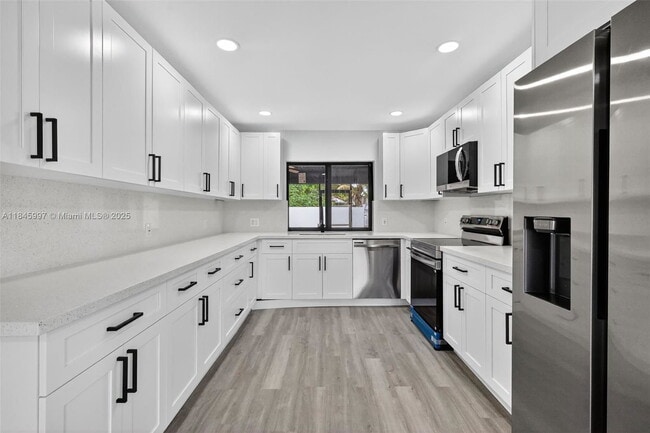 Building Photo - 17329 NW 62nd Ct Rental