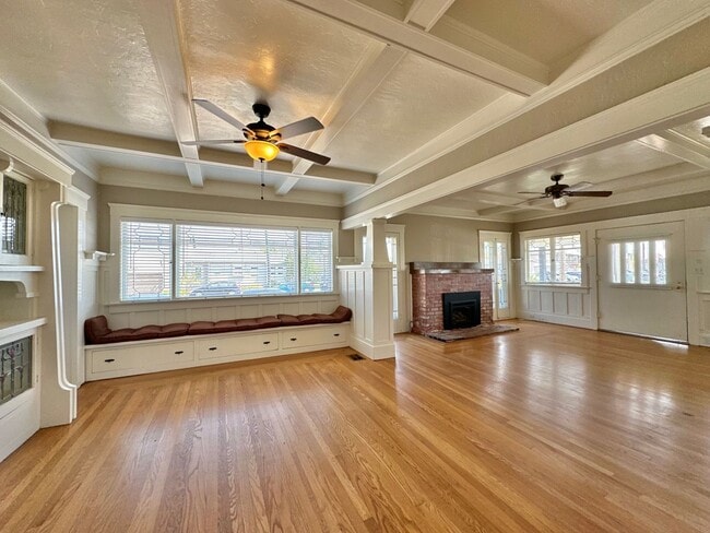 Photo - Stunning Craftsman 4 Bd / 2 Bath home in the heart of North Park!!