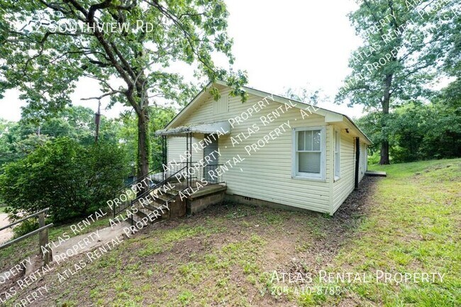 Photo - 242 Southview Rd