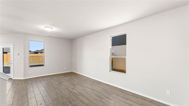 Photo - 948 Ravenwood Ln