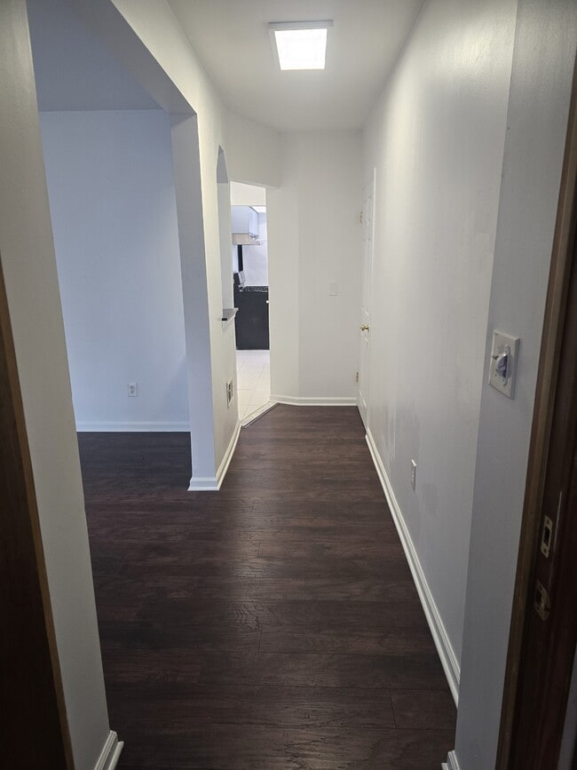 Building Photo - 198 Teaneck Rd Unit 1st Floor Rental