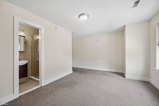Photo - 3 br, 3 bath Triplex - 1620 JEFFERSON ST U... Unit 102