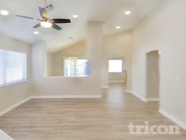 Photo - 274 Spring Hills Ln