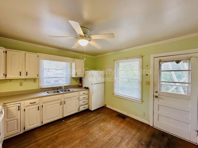 Photo - 145 Dogwood Dr