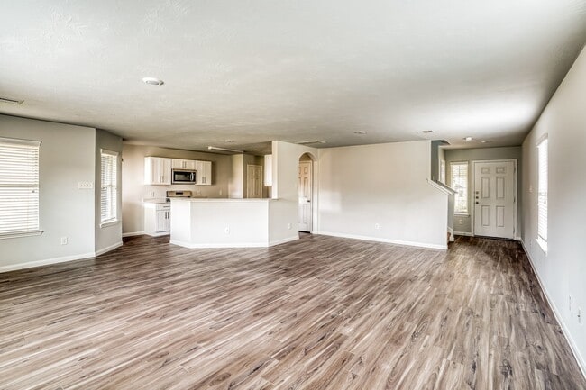 Photo - 5834 Kyle Cove Dr