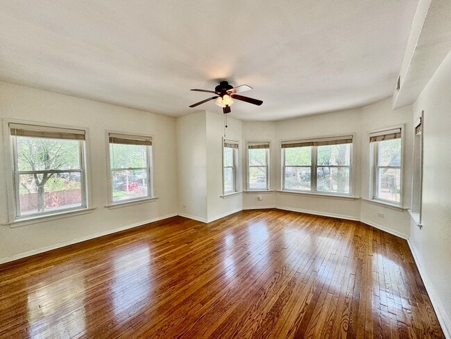Photo - 6042 N Kenmore Ave Unit 1