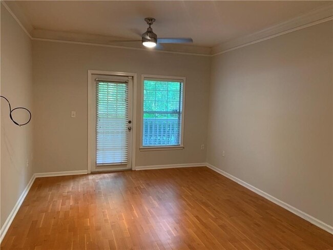 Photo - 1120 Westchester Ridge NE