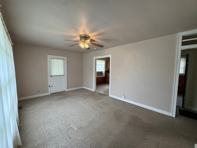 Photo - 156 Spring St