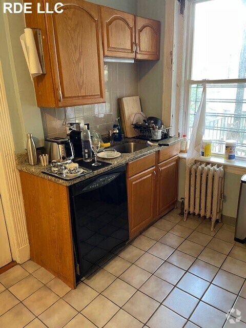 Building Photo - 158 Kelton St Unit 1 Rental