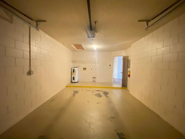 Photo - 384 Acorn Ln