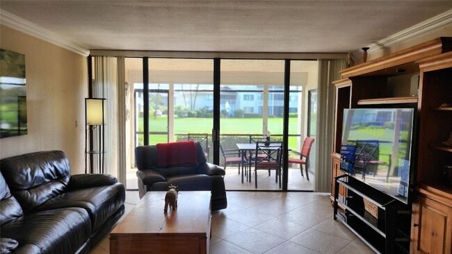 Building Photo - 2400 S Ocean Dr Unit 2212