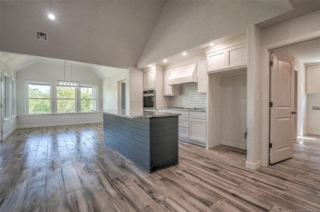 Photo - 8290 Overlook Trail