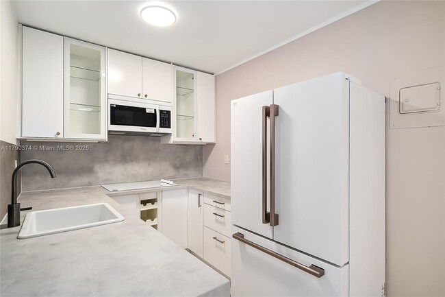 Photo - 1824 Monroe St Rental