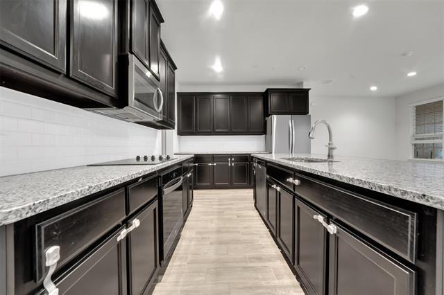 Photo - 603 Sandiford Ct