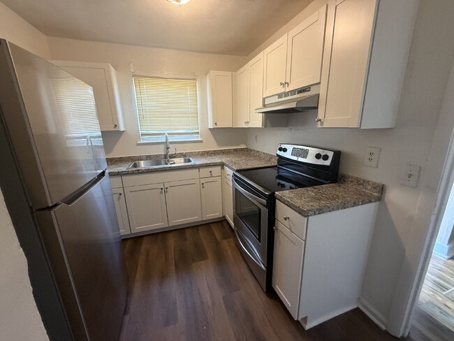 Photo - 3 BEDROOM BRICK TOWNHOME FOR RENT IN NORFOLK